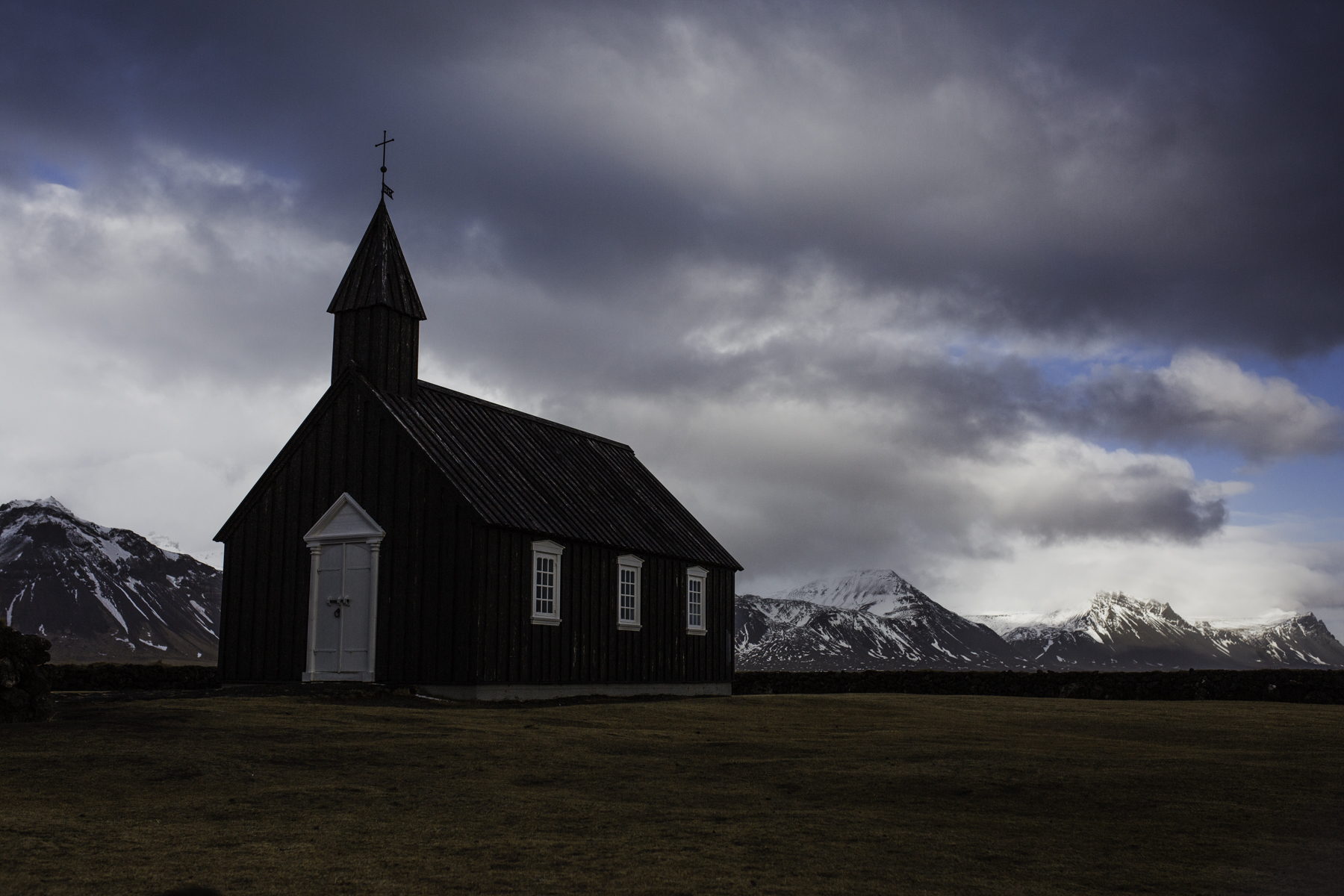 church in Iceland Wedding Photography