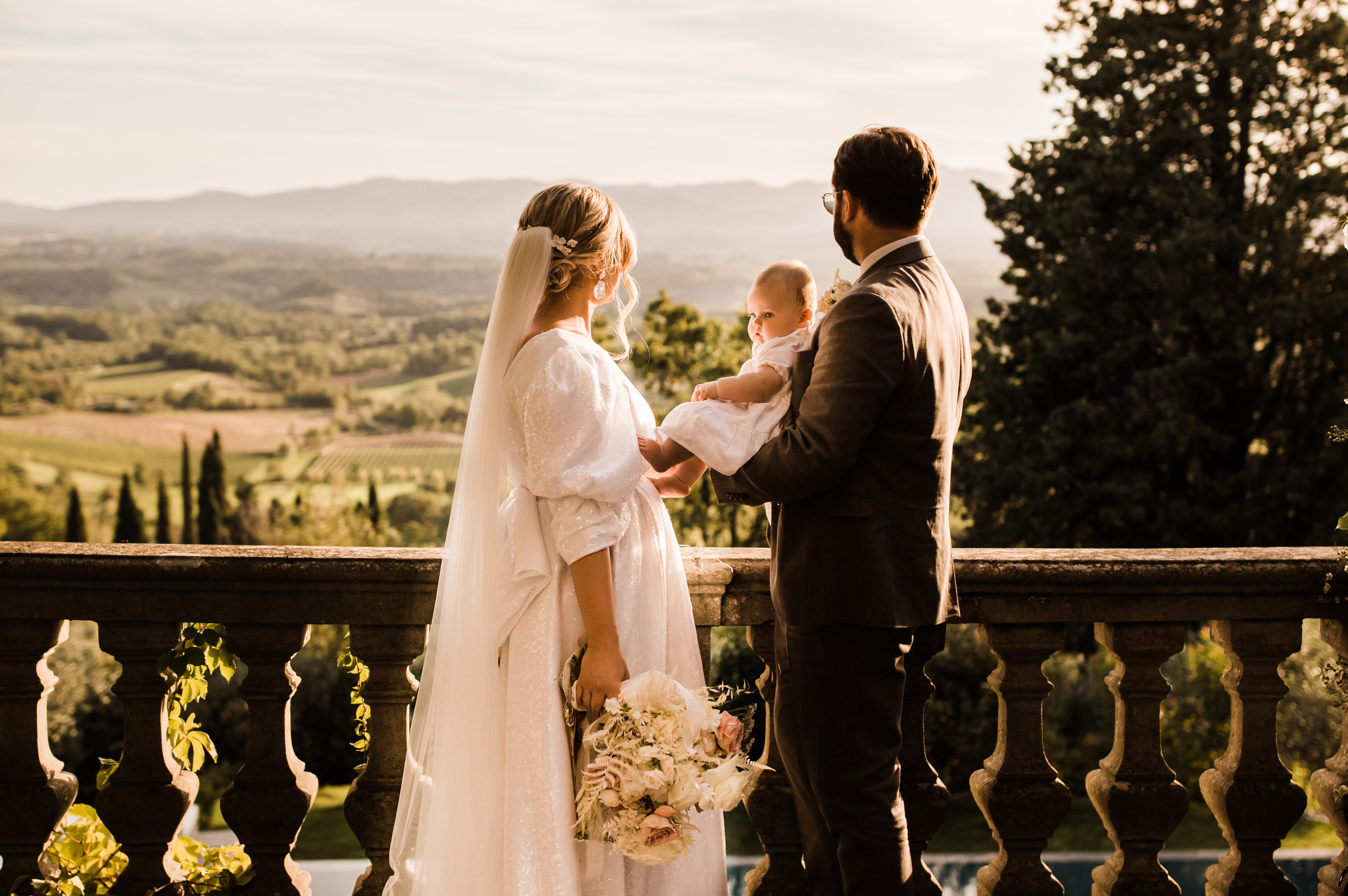 Eve and Patrick, a chateau wedding in Tuscany